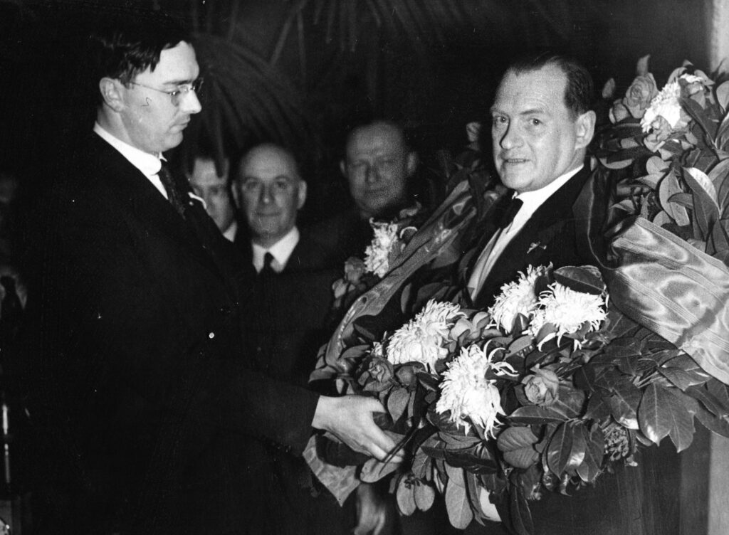 The Euwe-Alekhine Rematch 1937